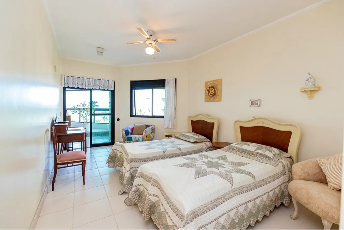 RDSLDS 241 Apto 601241033-84 - REMAX Ville Exclusividades