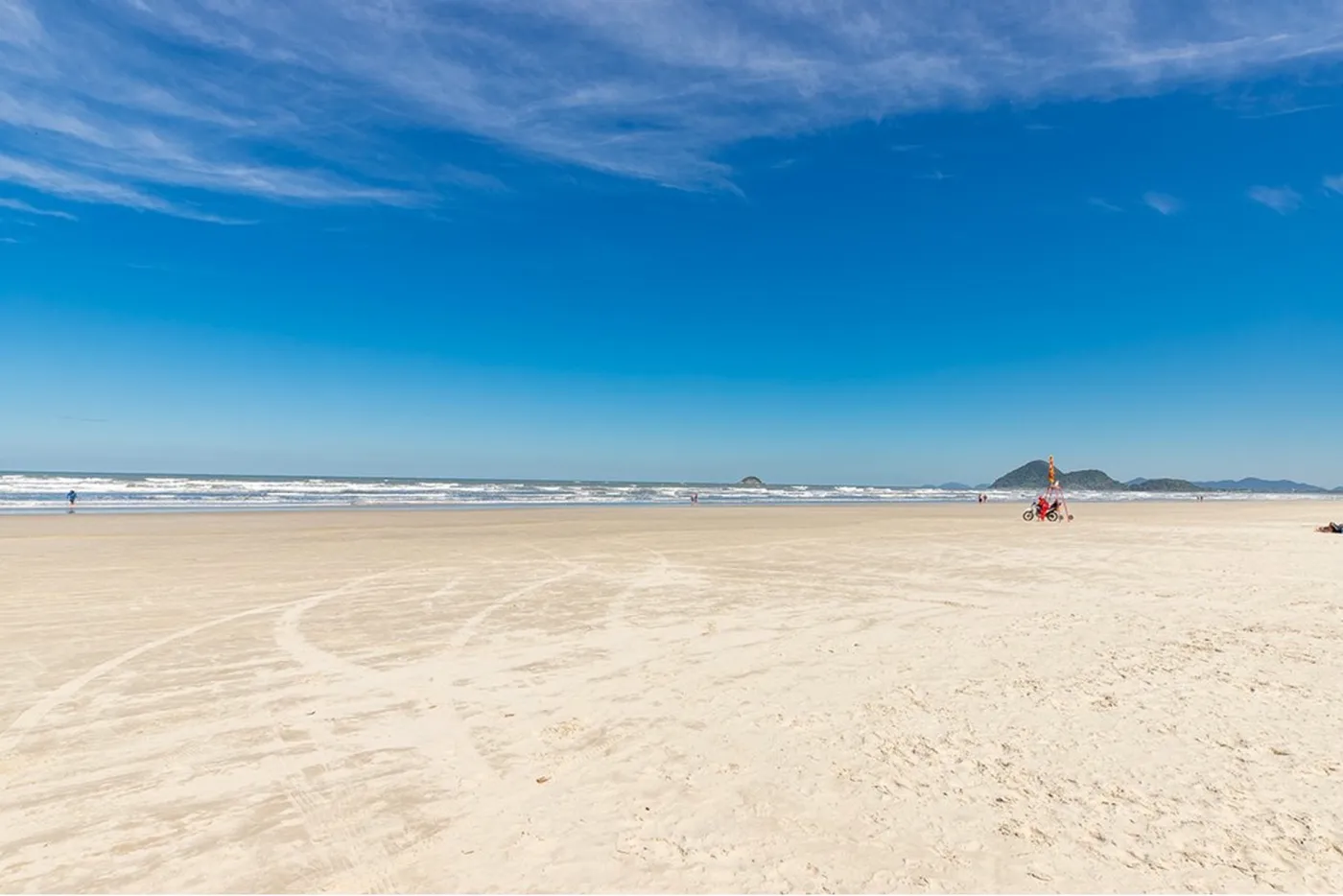 RDSLDS 241 Apto 601241033-84 - REMAX Ville Exclusividades