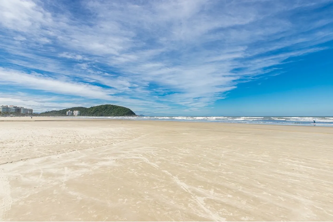 RDSLDS 241 Apto 601241033-84 - REMAX Ville Exclusividades