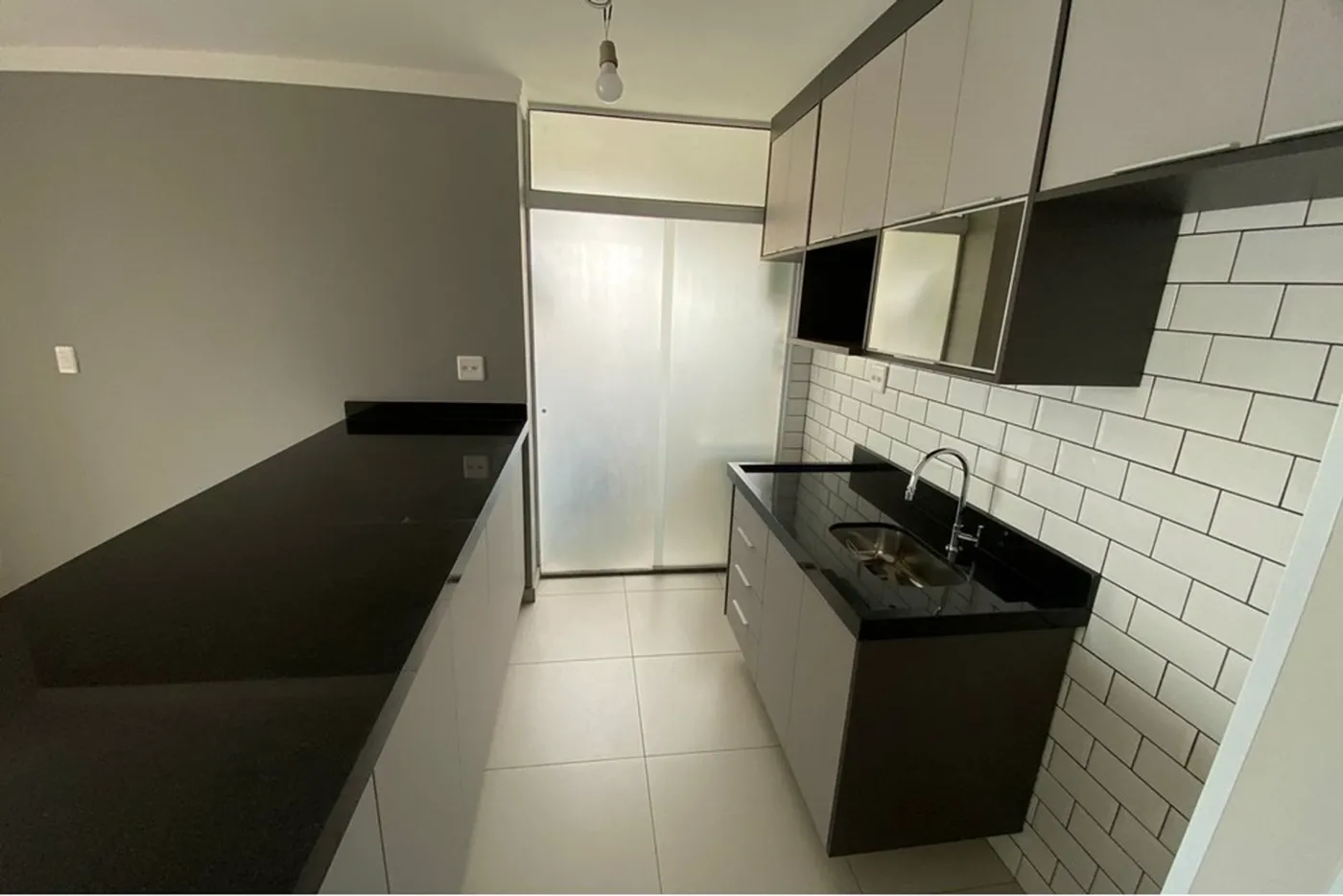 ADLEI 307 Apto 602291037-6 - REMAX B12 Exclusividades
