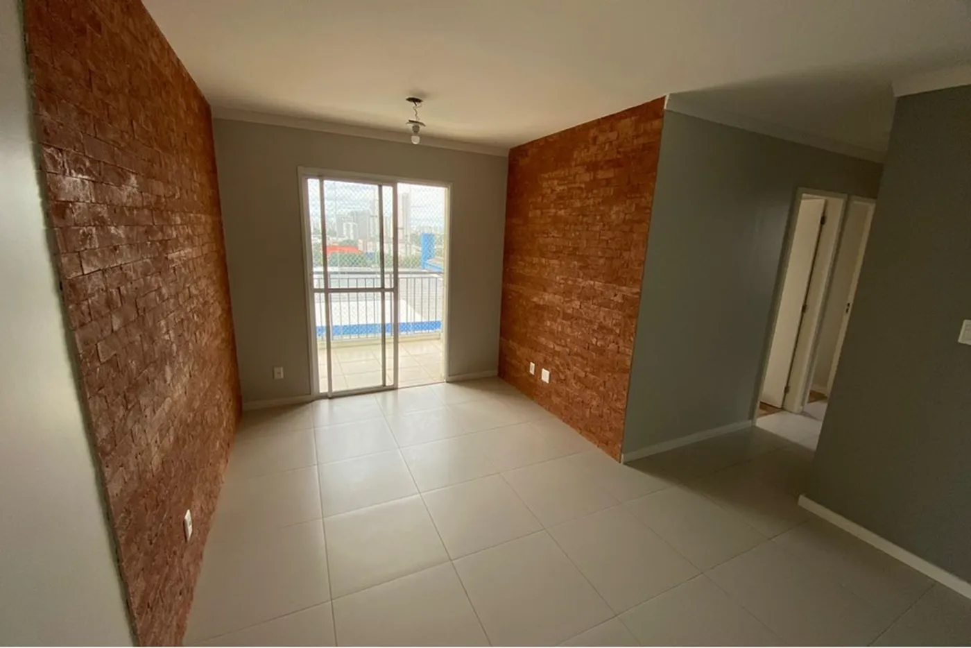 ADLEI 307 Apto 602291037-6 - REMAX B12 Exclusividades