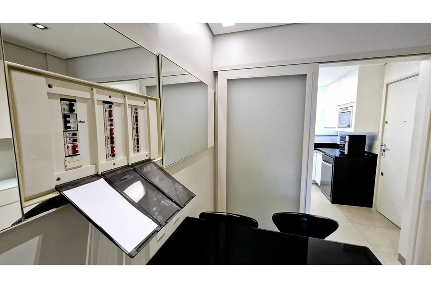 IBMG 475 Apto 601361044-46 - REMAX Trio Exclusividades