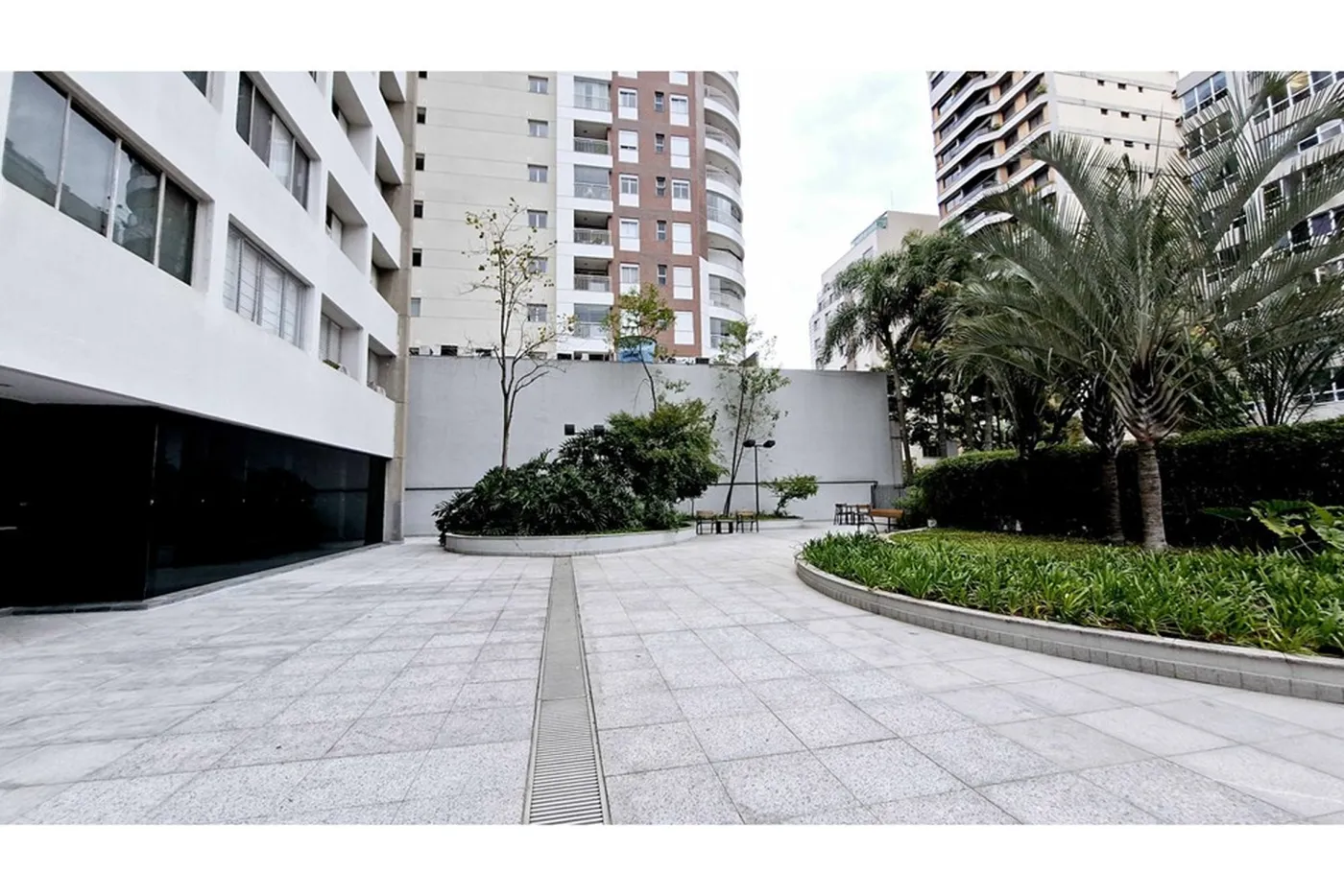 IBMG 475 Apto 601361044-46 - REMAX Trio Exclusividades