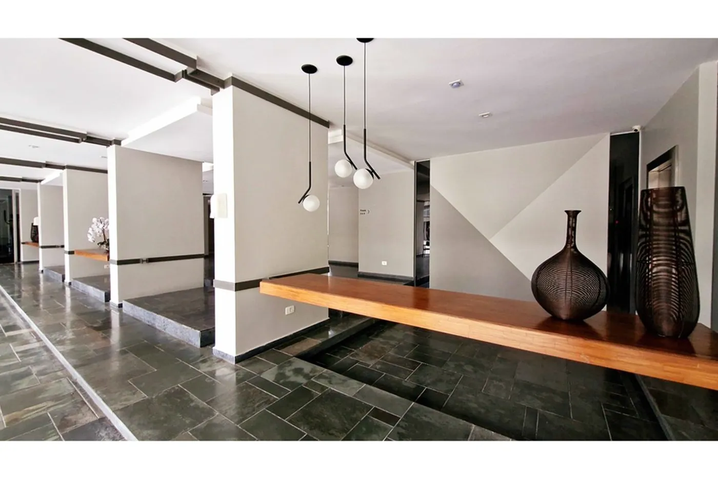 IBMG 475 Apto 601361044-46 - REMAX Trio Exclusividades