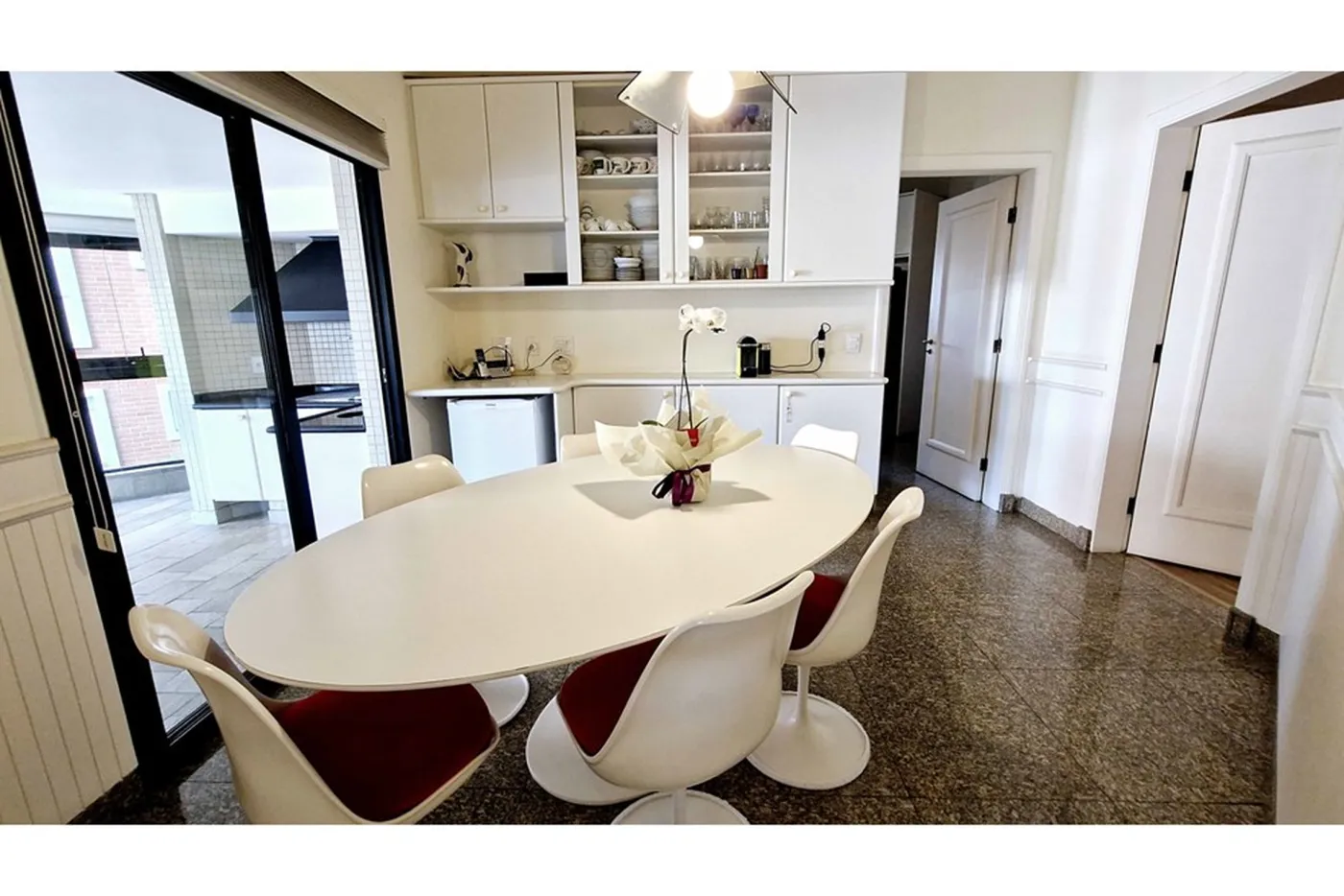 MPAC 330 Apto 601361044-47 - REMAX Trio Exclusividades