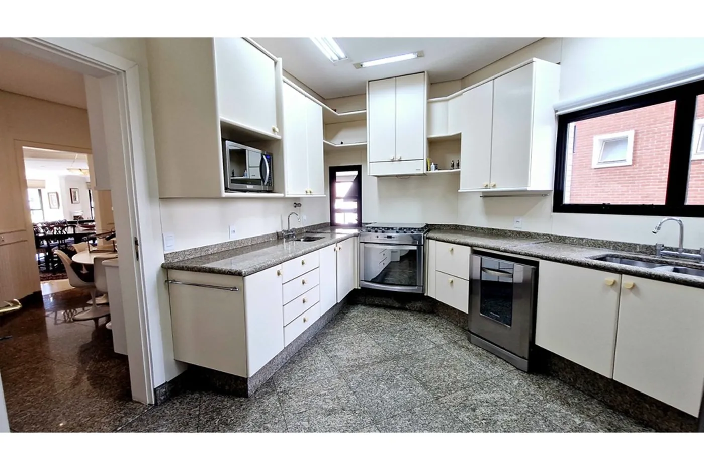 MPAC 330 Apto 601361044-47 - REMAX Trio Exclusividades