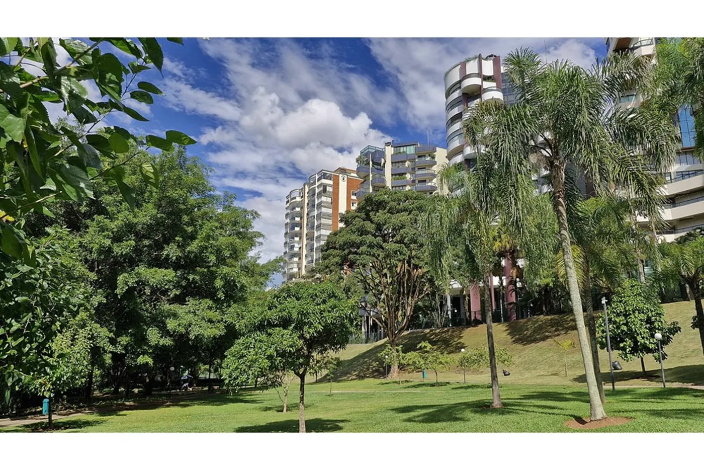 MPAC 330 Apto 601361044-47 - REMAX Trio Exclusividades
