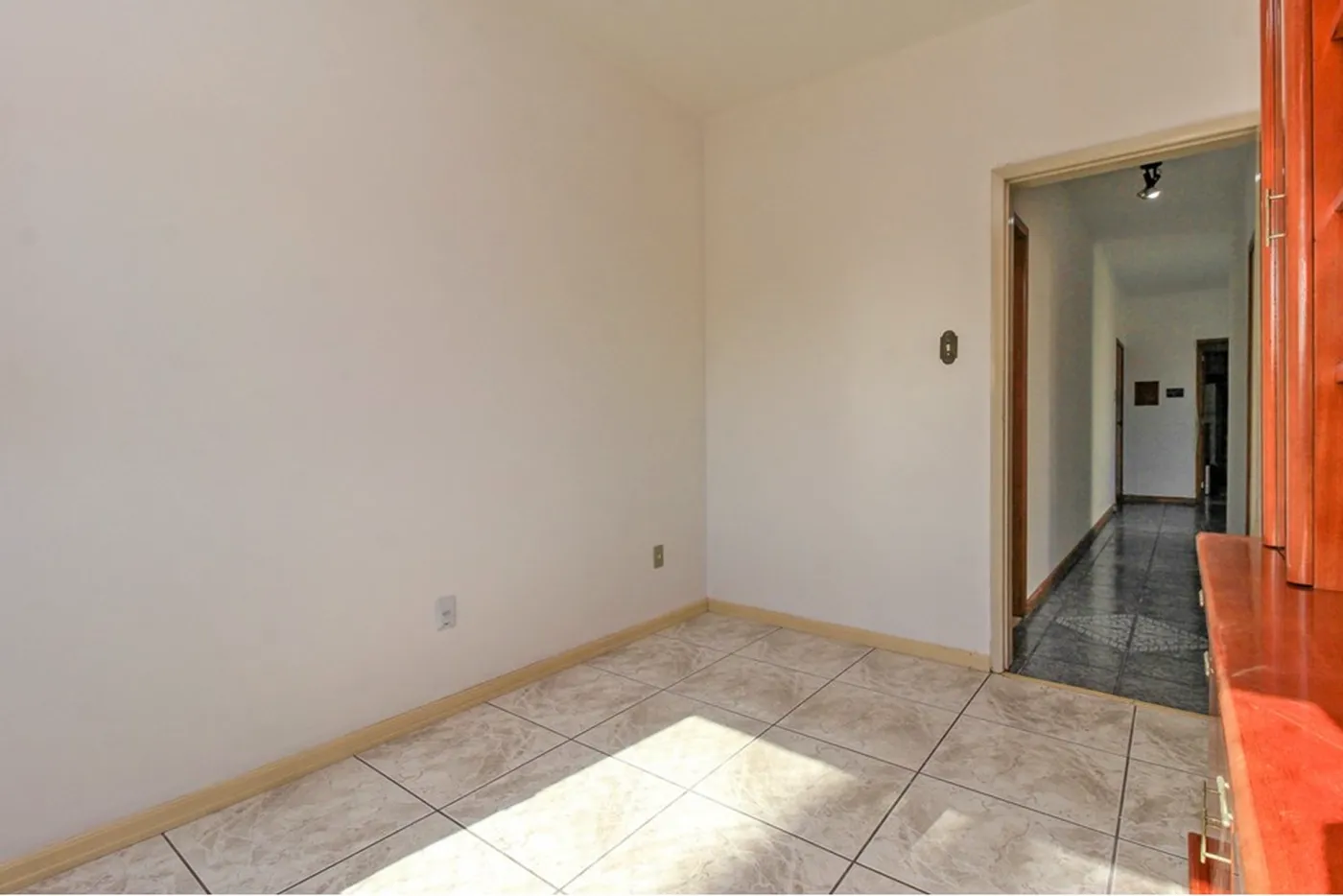 MDI 1175 Apto 610191045-27 - REMAX Casa Sul Exclusividades