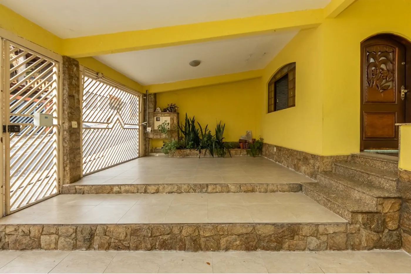 CBSG 71 Casa 601811024-26 - REMAX HomeVision Exclusividades