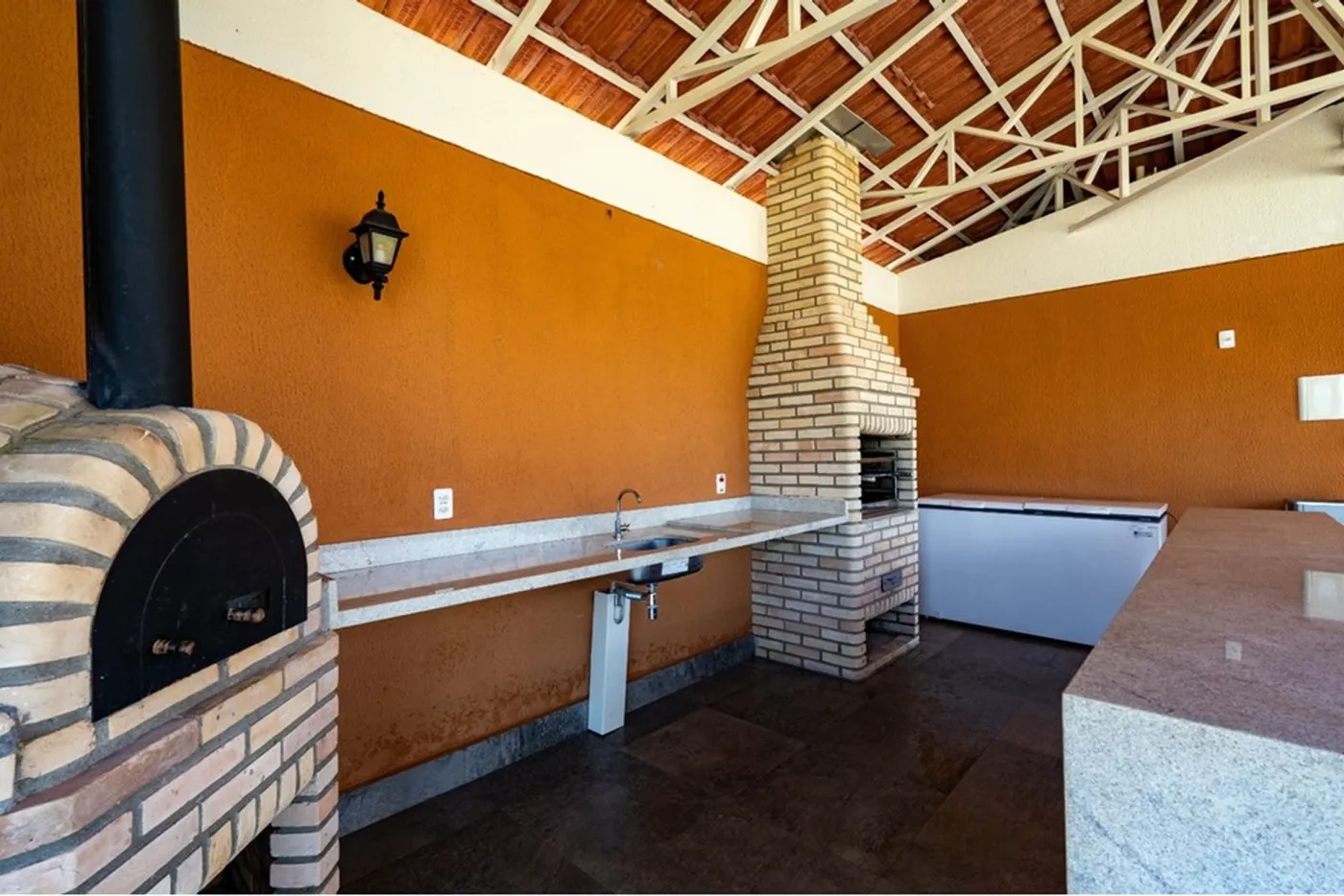 MADB 1900 Casa 690591032-99 - REMAX Máxima Exclusividades