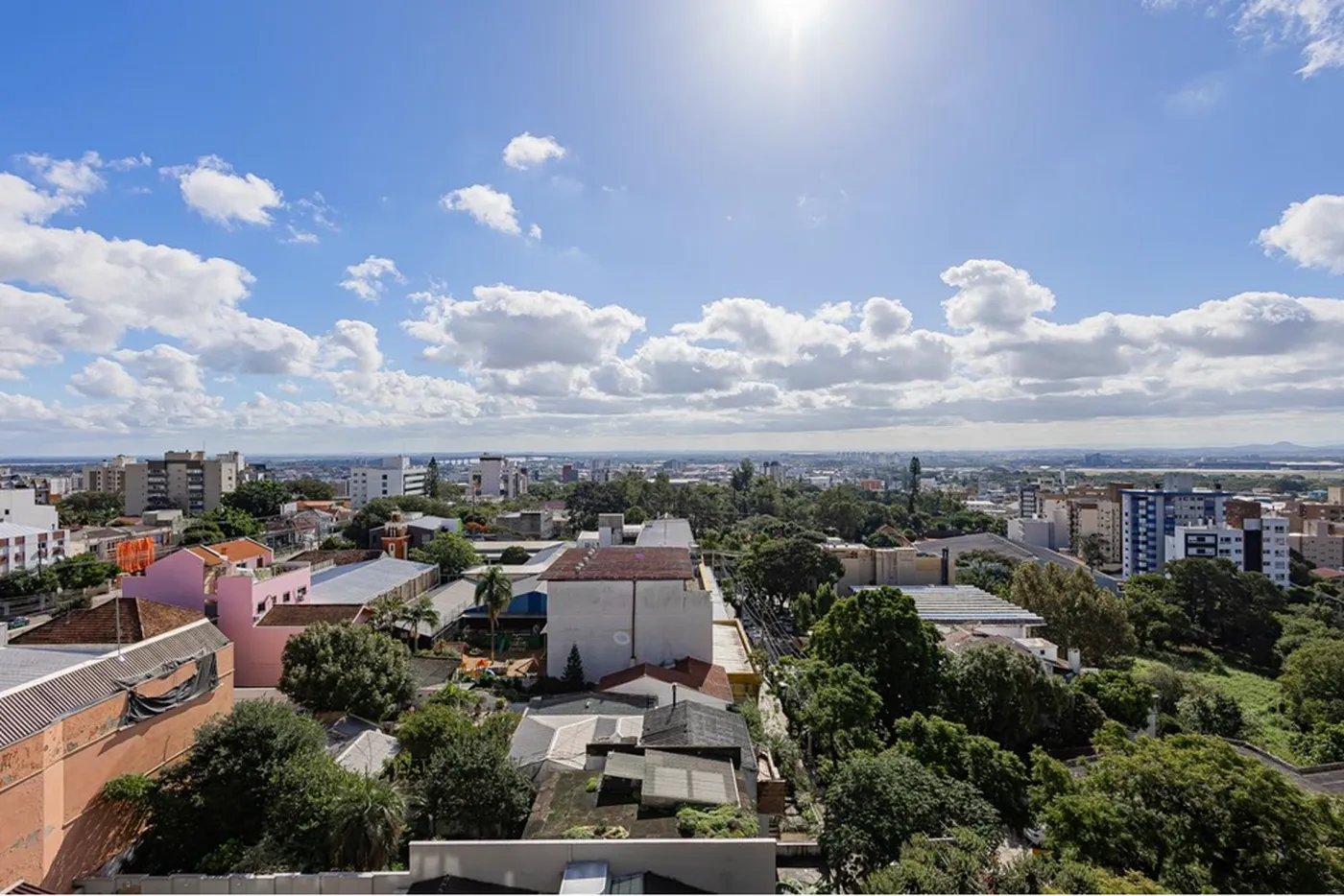HCC 151 Apto 610101002-127 - REMAX Tri Exclusividades