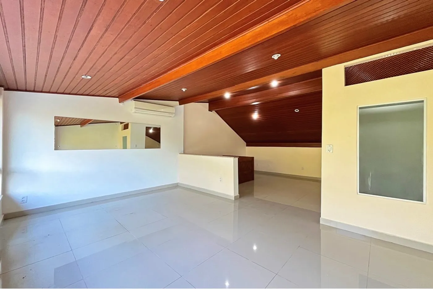 TDB 2317 Casa 610191048-32 - REMAX Casa Sul Exclusividades