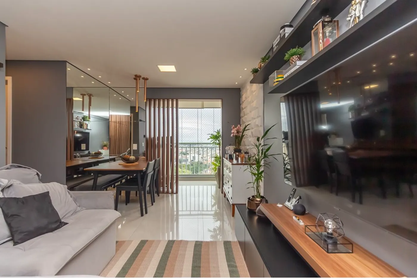 VVSA 848 Apto 602031008-65 - REMAX Classique Exclusividades