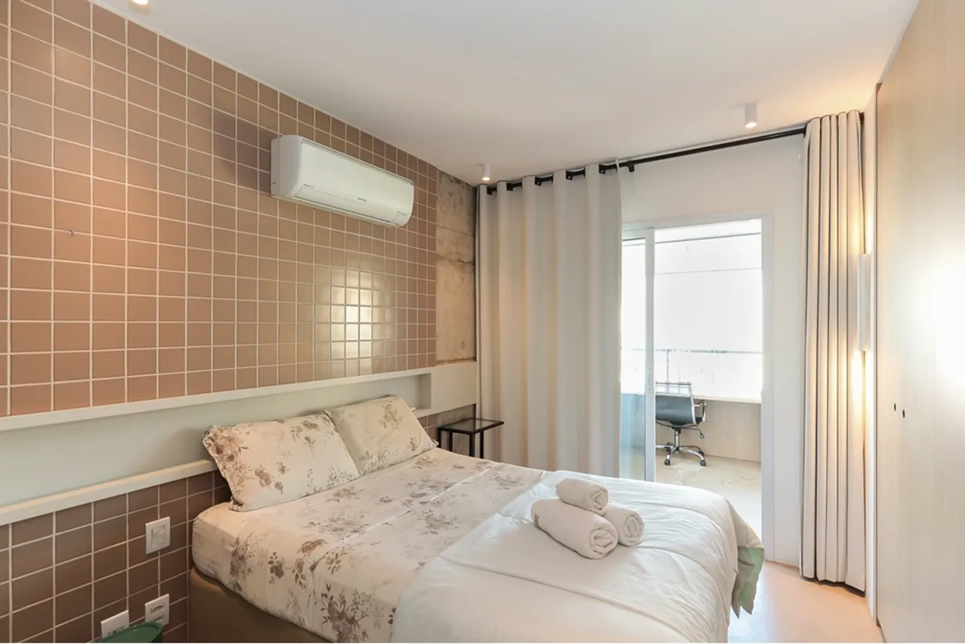 SCH 980 Apto 601081024-31 - REMAX Lepex Exclusividades