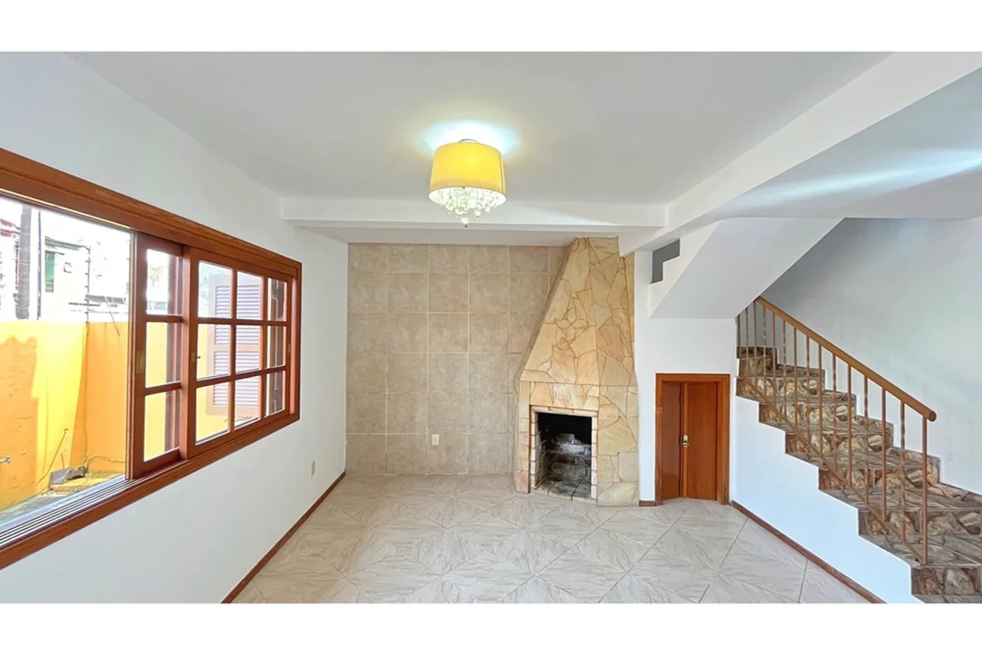 VNGGP 220 Casa 610191037-86 - REMAX Casa Sul Exclusividades