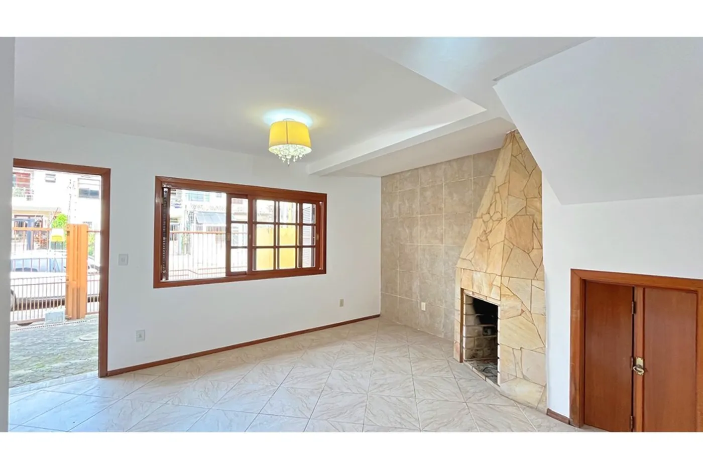 VNGGP 220 Casa 610191037-86 - REMAX Casa Sul Exclusividades