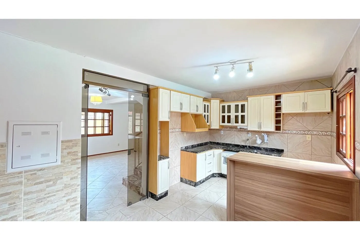 VNGGP 220 Casa 610191037-86 - REMAX Casa Sul Exclusividades