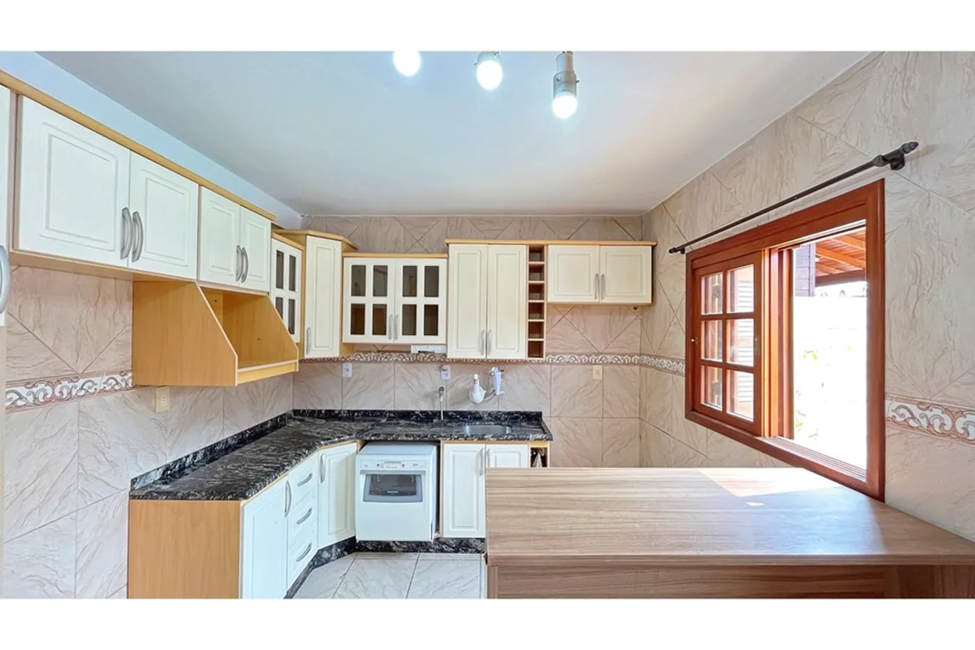 VNGGP 220 Casa 610191037-86 - REMAX Casa Sul Exclusividades