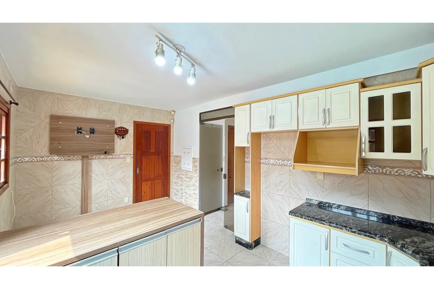 VNGGP 220 Casa 610191037-86 - REMAX Casa Sul Exclusividades