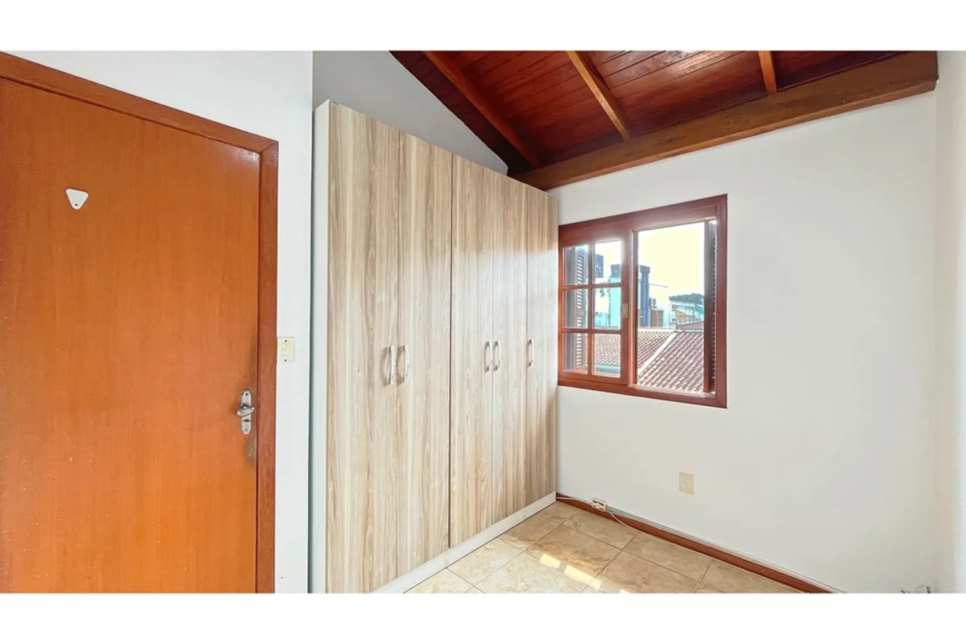 VNGGP 220 Casa 610191037-86 - REMAX Casa Sul Exclusividades