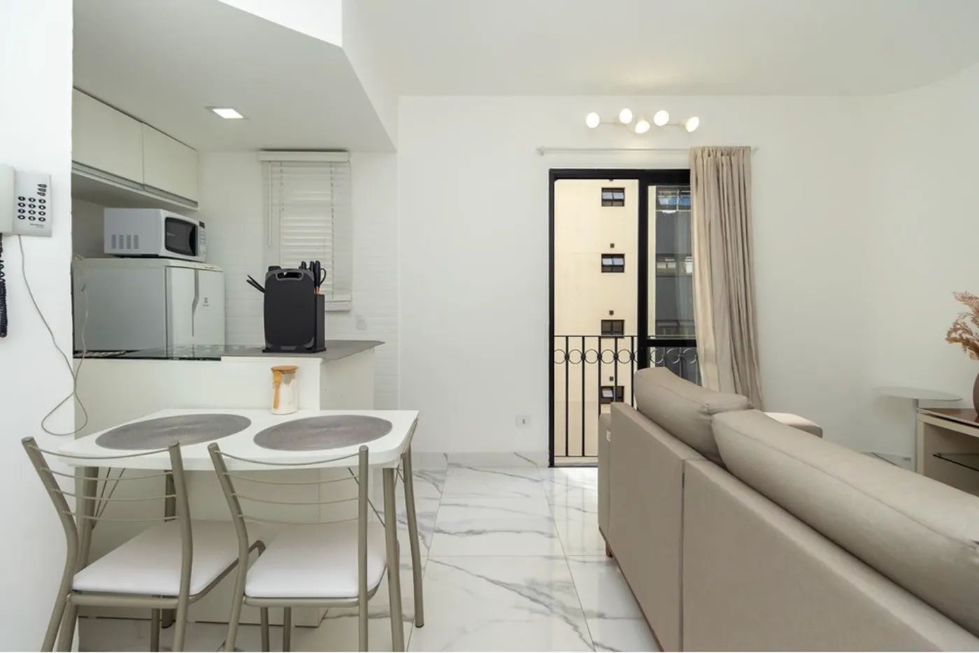 IBLD 135 Apto 630331067-13 - REMAX Comunità Exclusividades