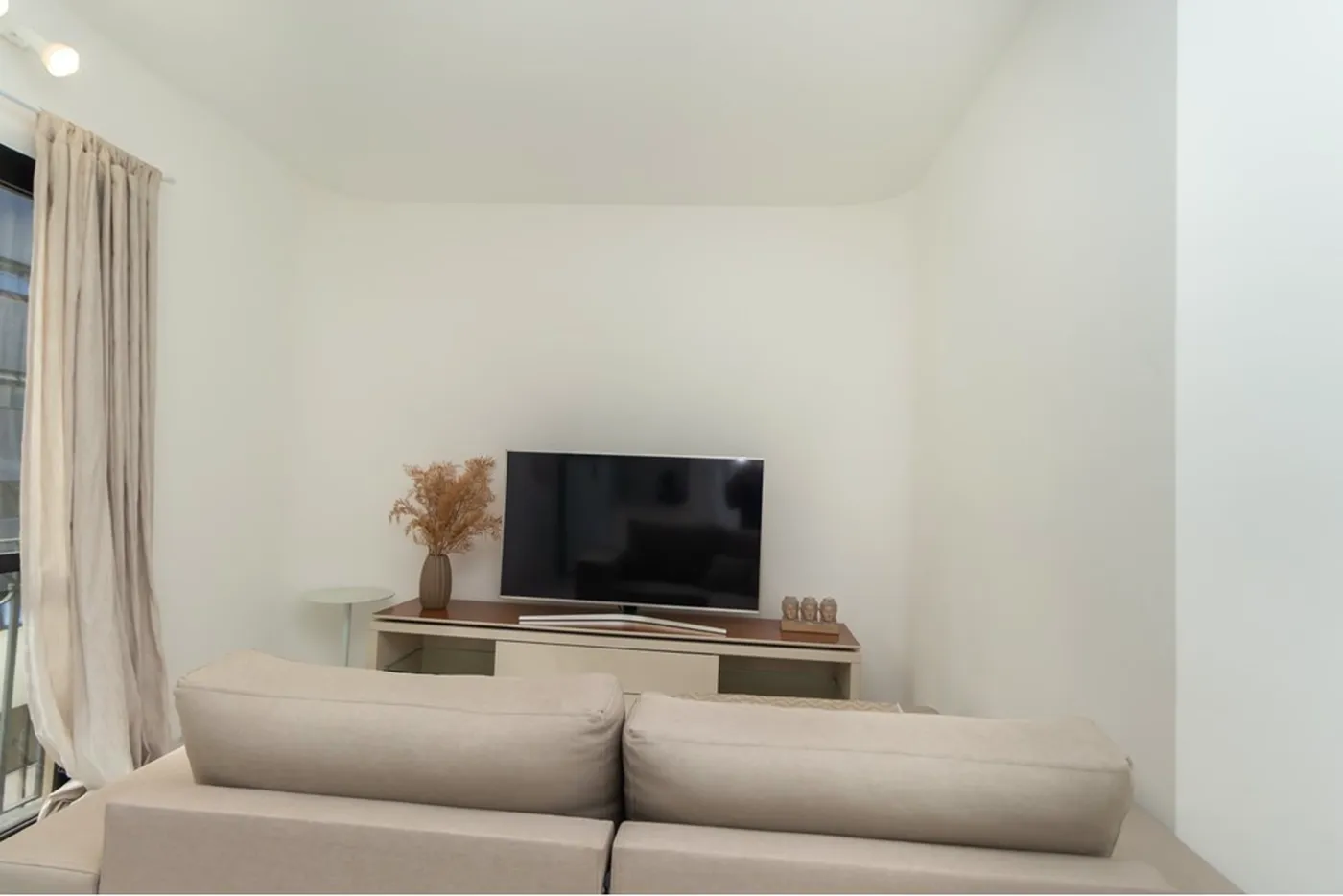 IBLD 135 Apto 630331067-13 - REMAX Comunità Exclusividades