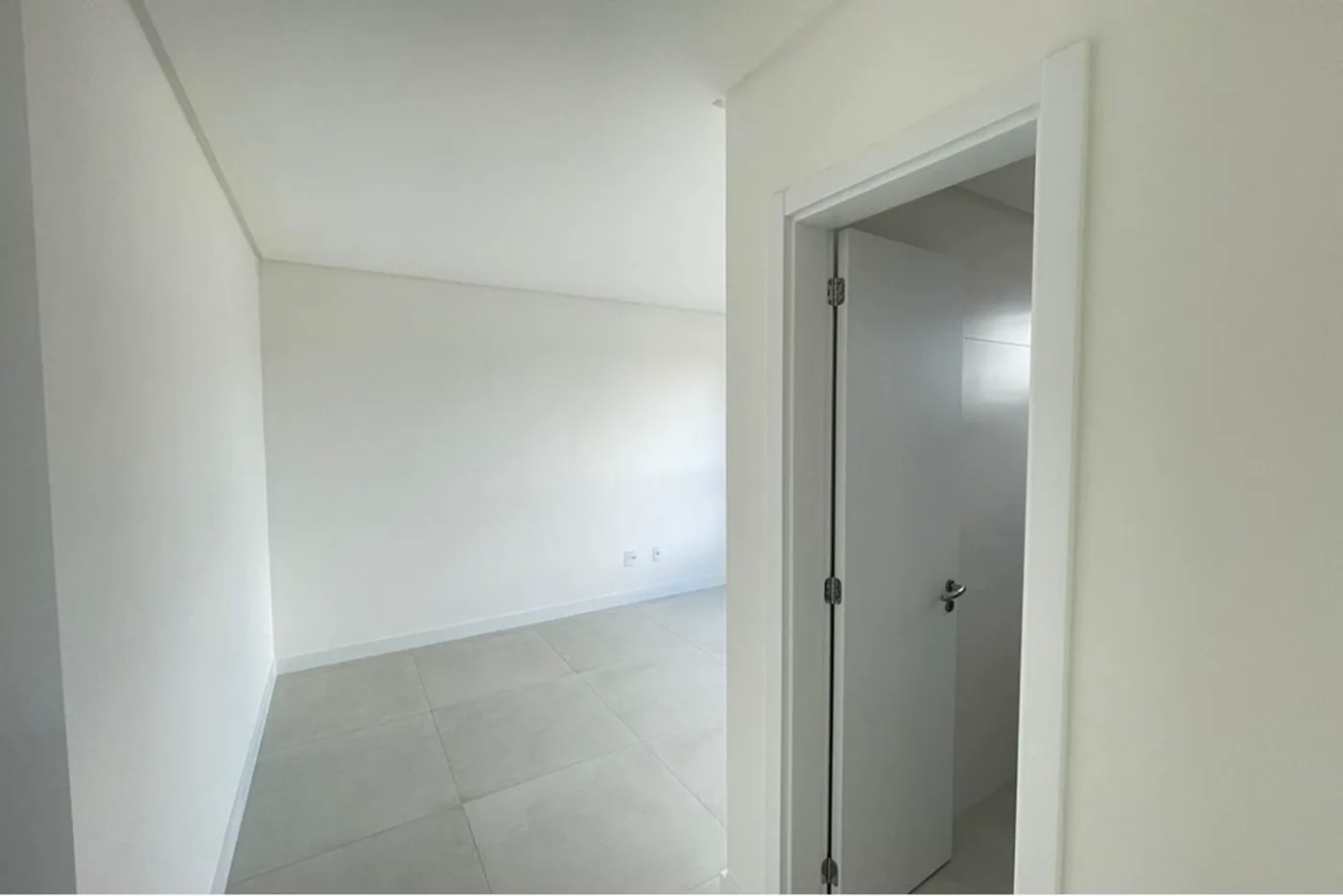 DBEGDS 298 Apto 590231139-38 - REMAX Dream On Exclusividades