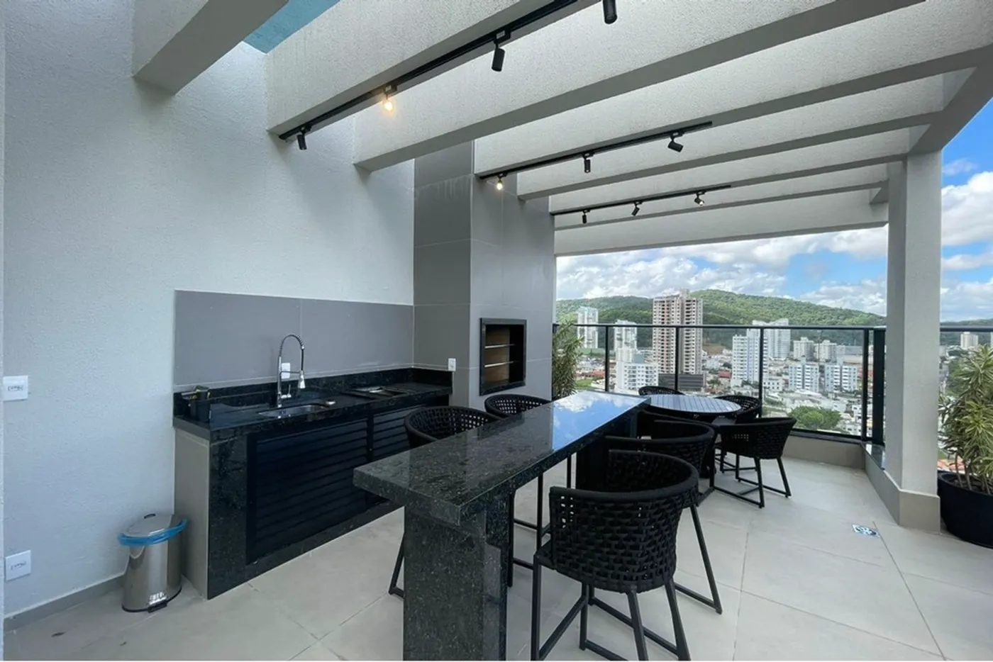 DBEGDS 298 Apto 590231139-38 - REMAX Dream On Exclusividades