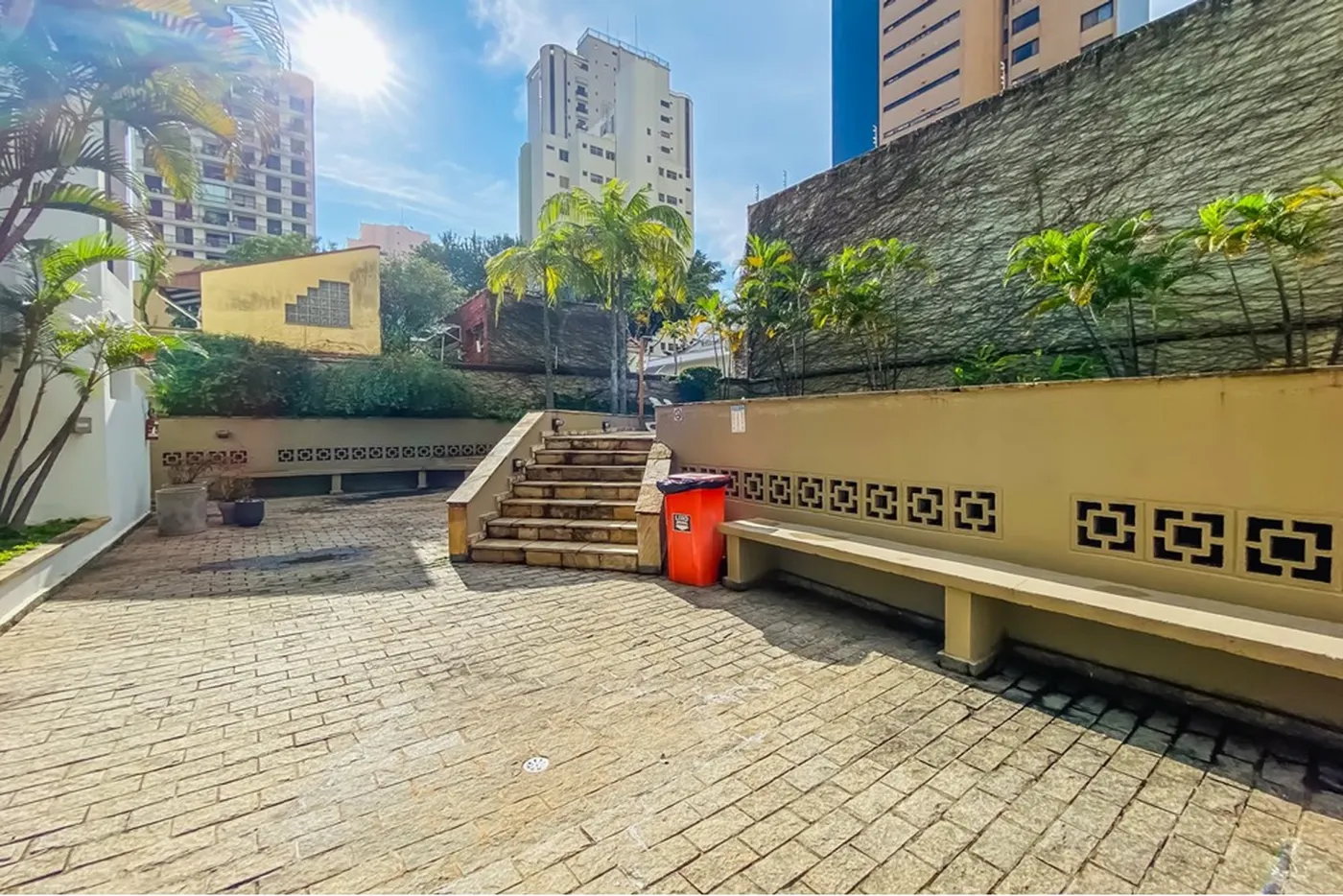 MM 641 Apto 601721050-3 - REMAX Front Exclusividades