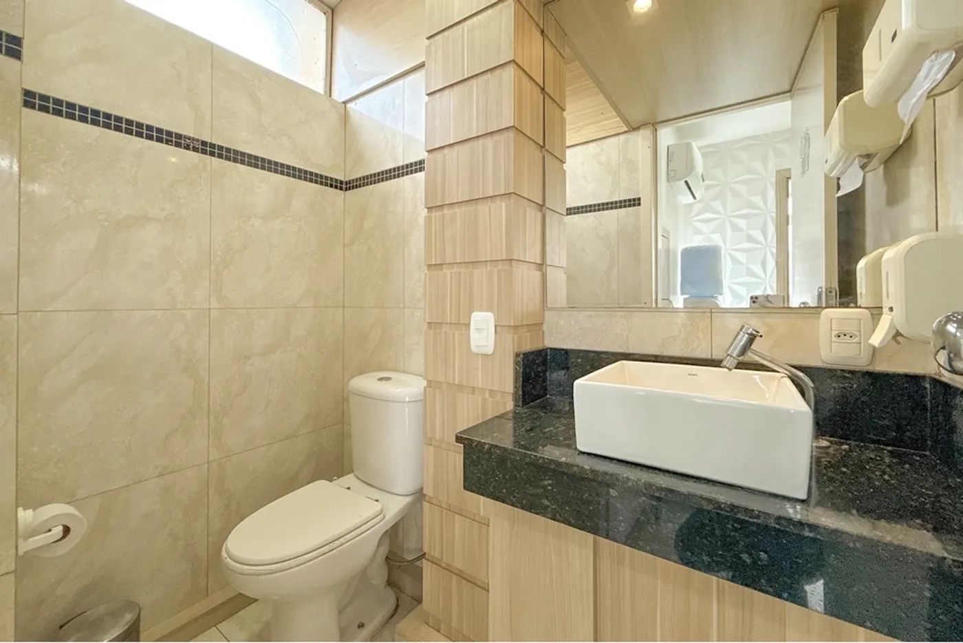 CT 381 Sala 612651033-76 - REMAX Pillares Exclusividades