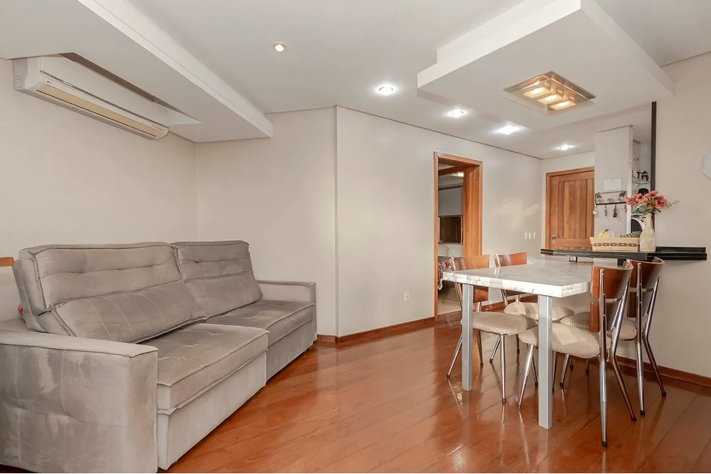 TDB 799 Apto 612521072-17 - REMAX Place Exclusividades