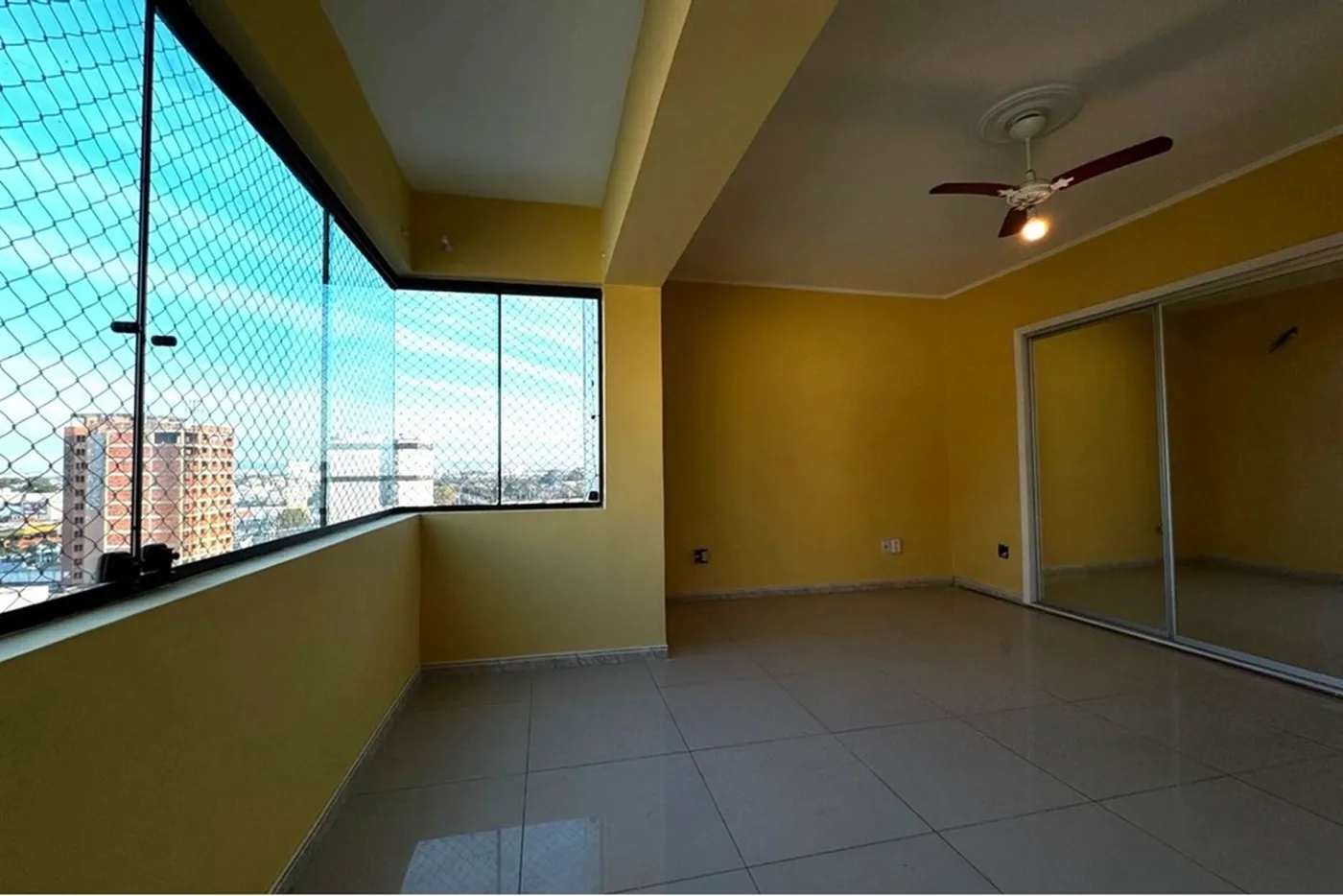 CCM 523 Apto 610241012-185 - REMAX 520 Exclusividades