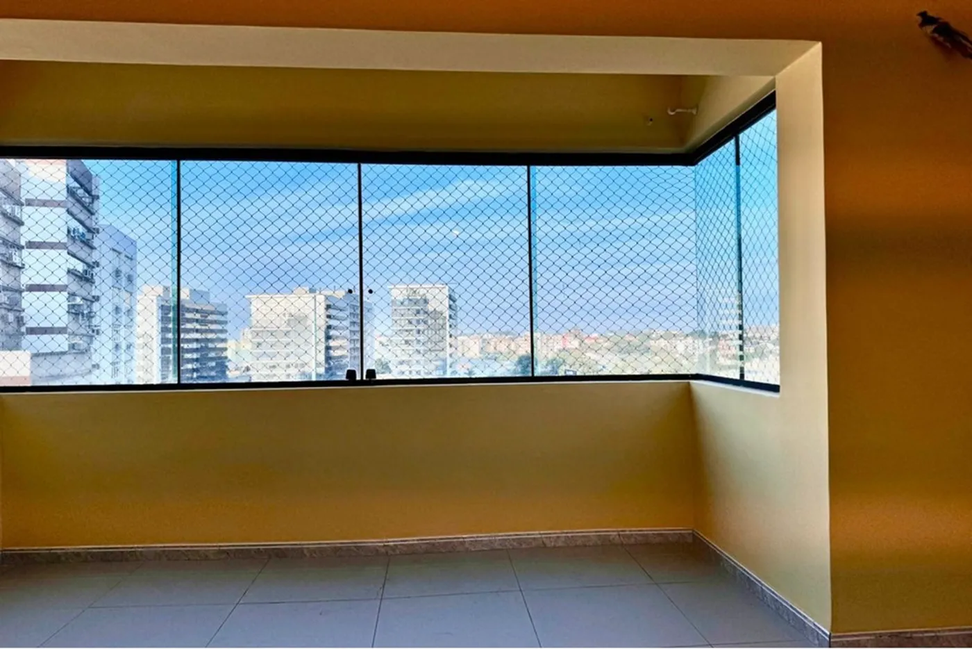 CCM 523 Apto 610241012-185 - REMAX 520 Exclusividades