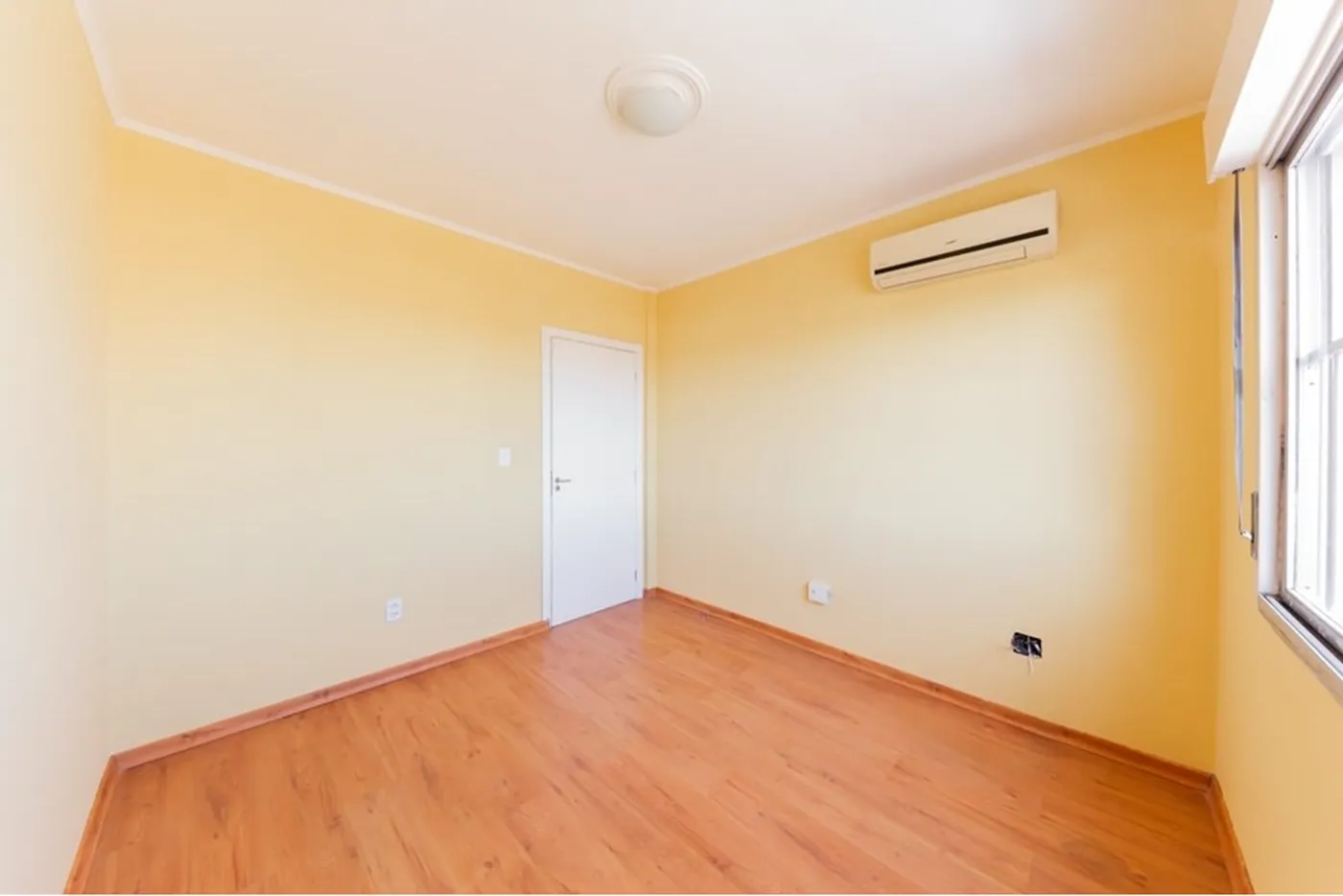 CCM 523 Apto 610241012-185 - REMAX 520 Exclusividades