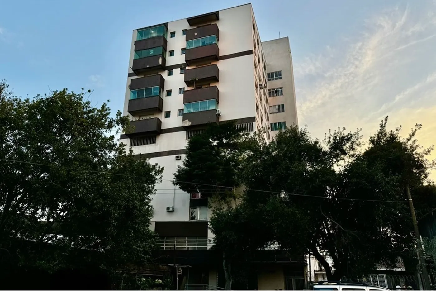 CCM 523 Apto 610241012-185 - REMAX 520 Exclusividades