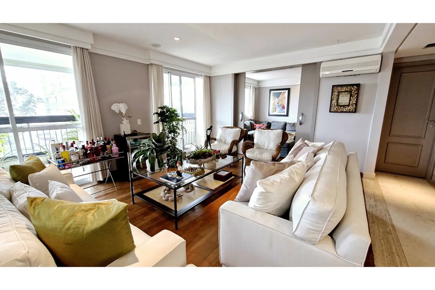 CBE 1469 Apto 601361003-188 - REMAX Trio Exclusividades