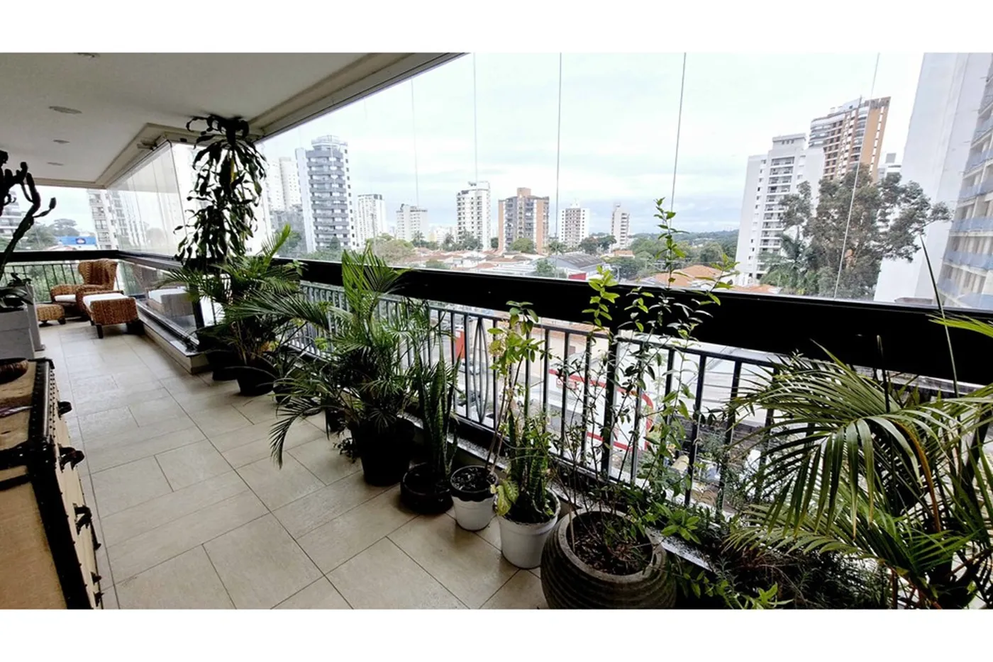 CBE 1469 Apto 601361003-188 - REMAX Trio Exclusividades