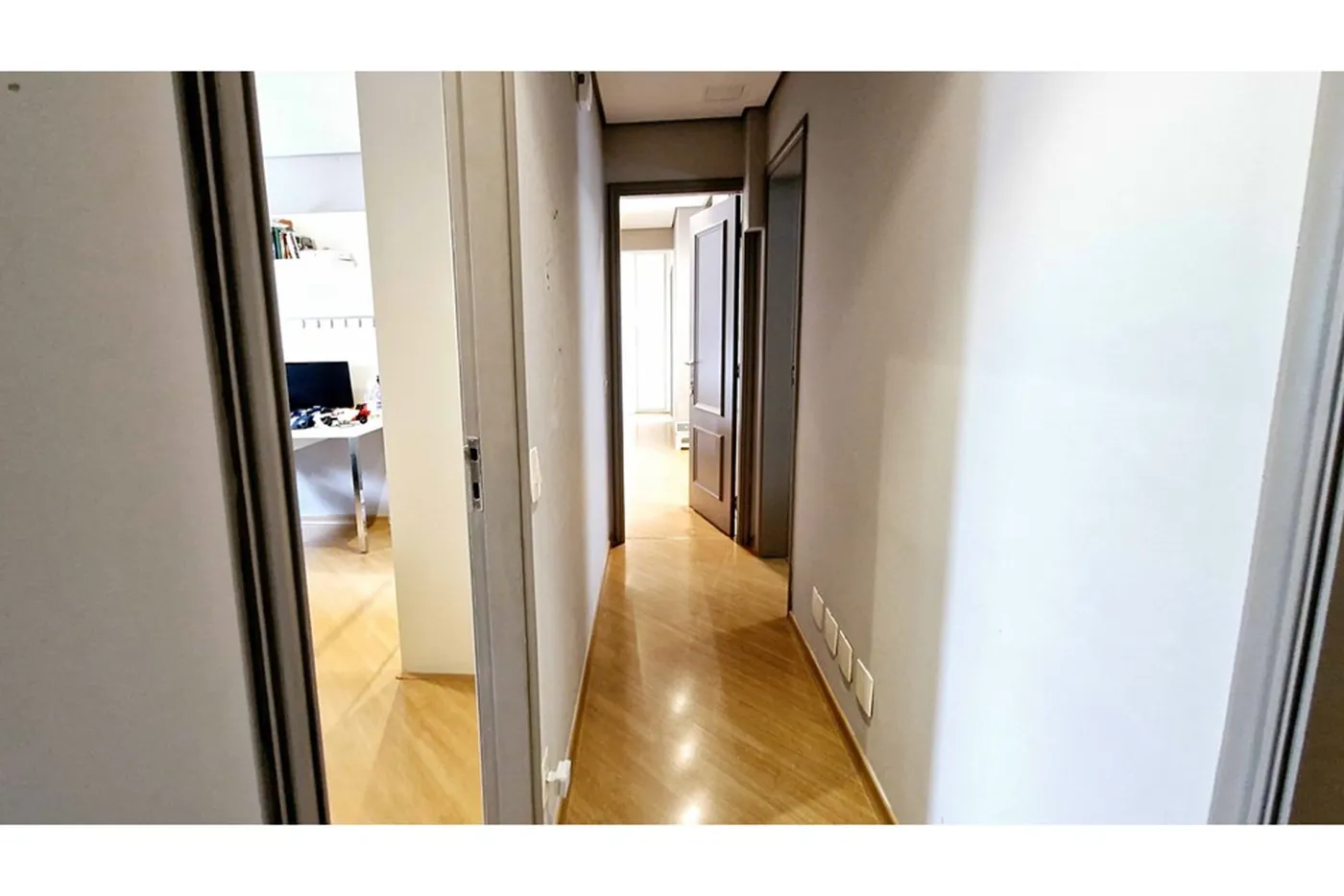 CBE 1469 Apto 601361003-188 - REMAX Trio Exclusividades