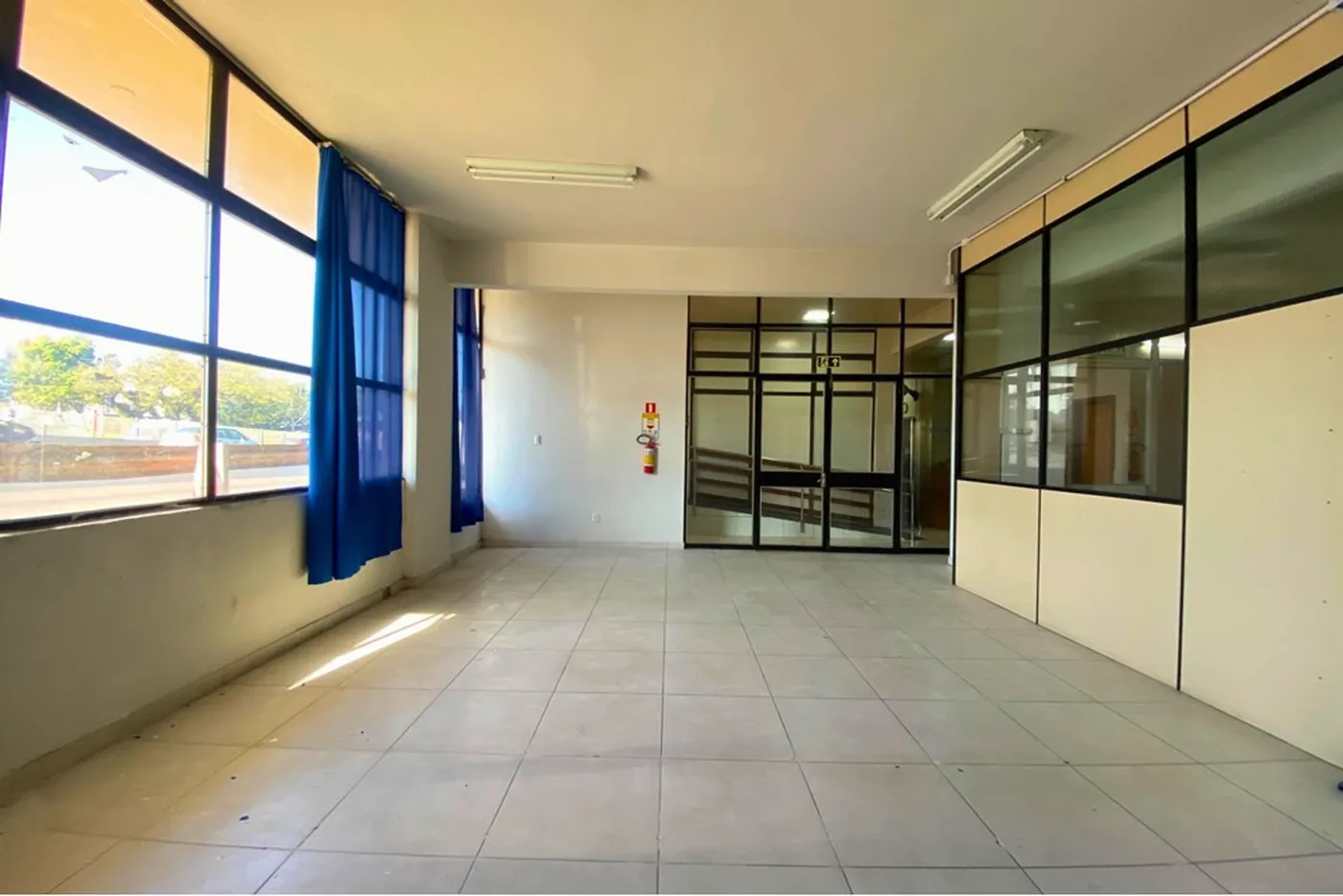 CT 17 Sala 610241038-5 - REMAX 520 Exclusividades