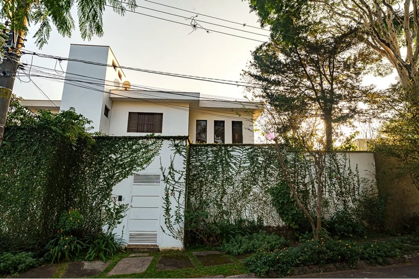 VTESF 181 Casa 601371031-61 - REMAX Boutique Exclusividades