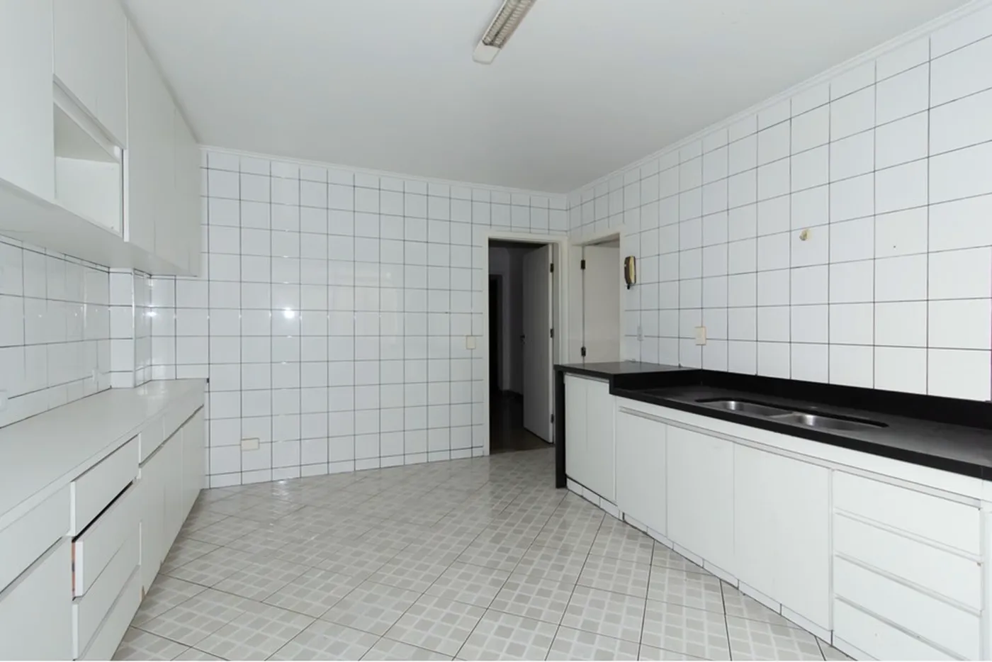 BVCB 130 Apto 601971018-1229 - REMAX Empire Exclusividades