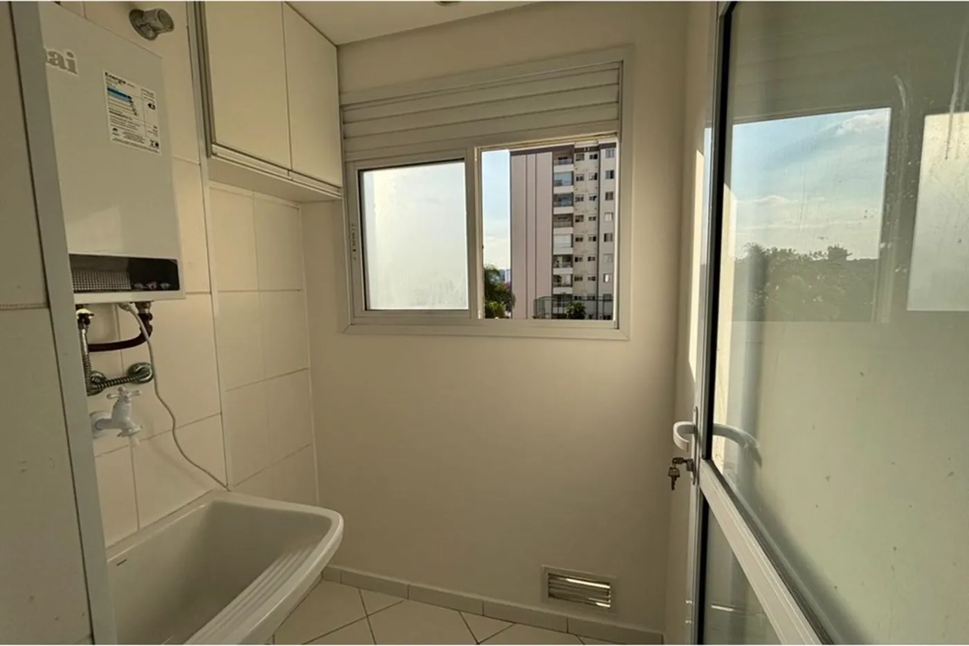 JSEMS 381 Apto 601401007-48 - REMAX Paradisus Exclusividades
