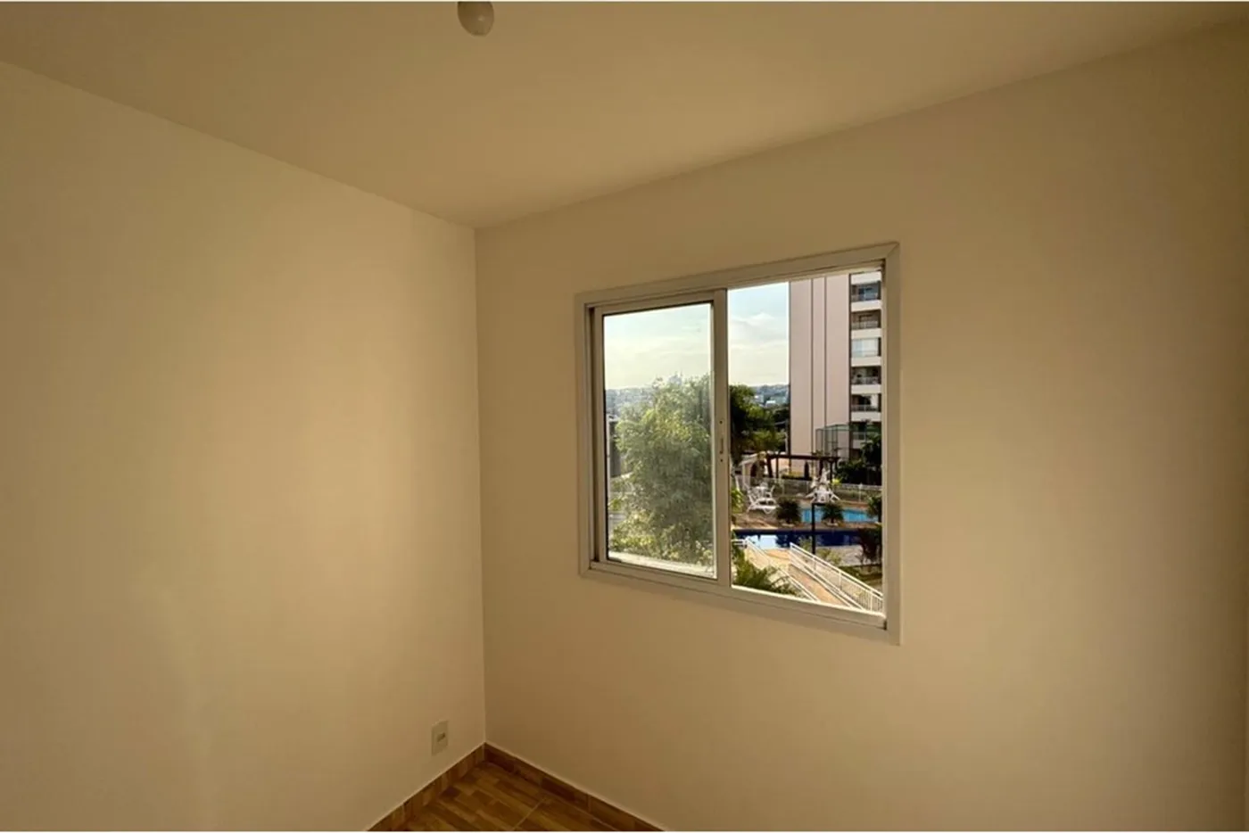 JSEMS 381 Apto 601401007-48 - REMAX Paradisus Exclusividades