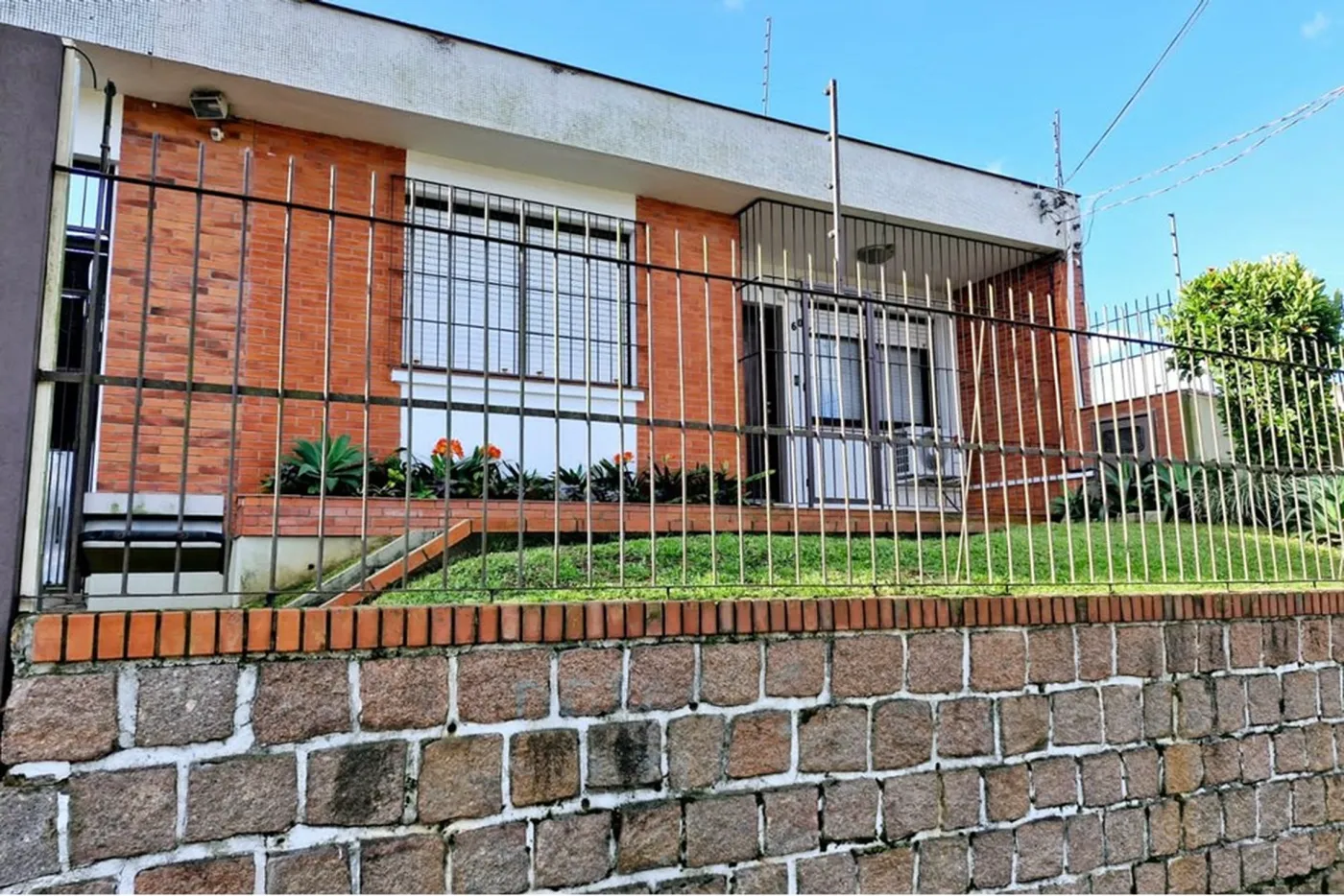 JDSACDO 160 612521075-6 - REMAX Place Exclusividades