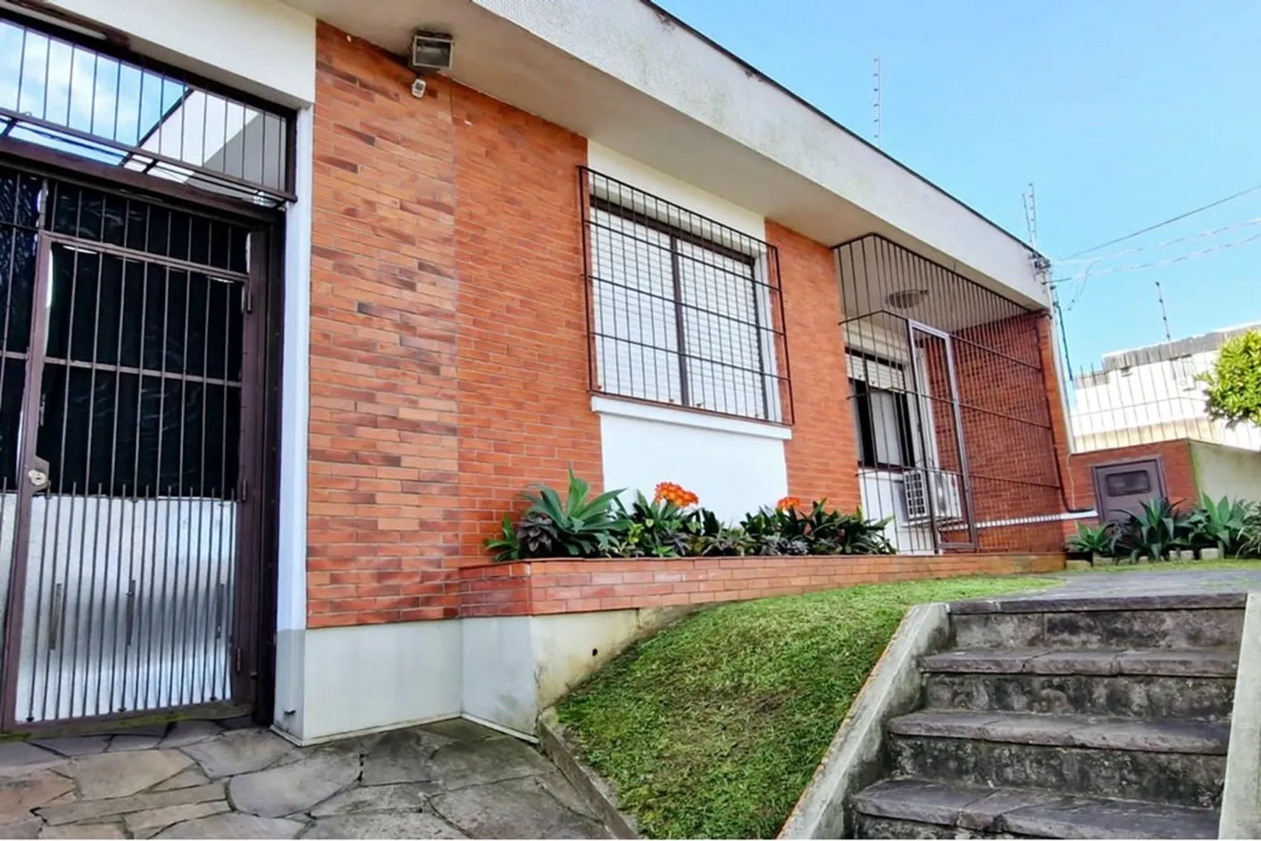 JDSACDO 160 612521075-6 - REMAX Place Exclusividades