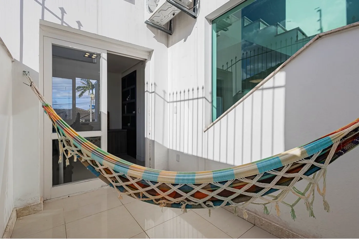 VIPVDC 330 612521047-22 - REMAX Place Exclusividades