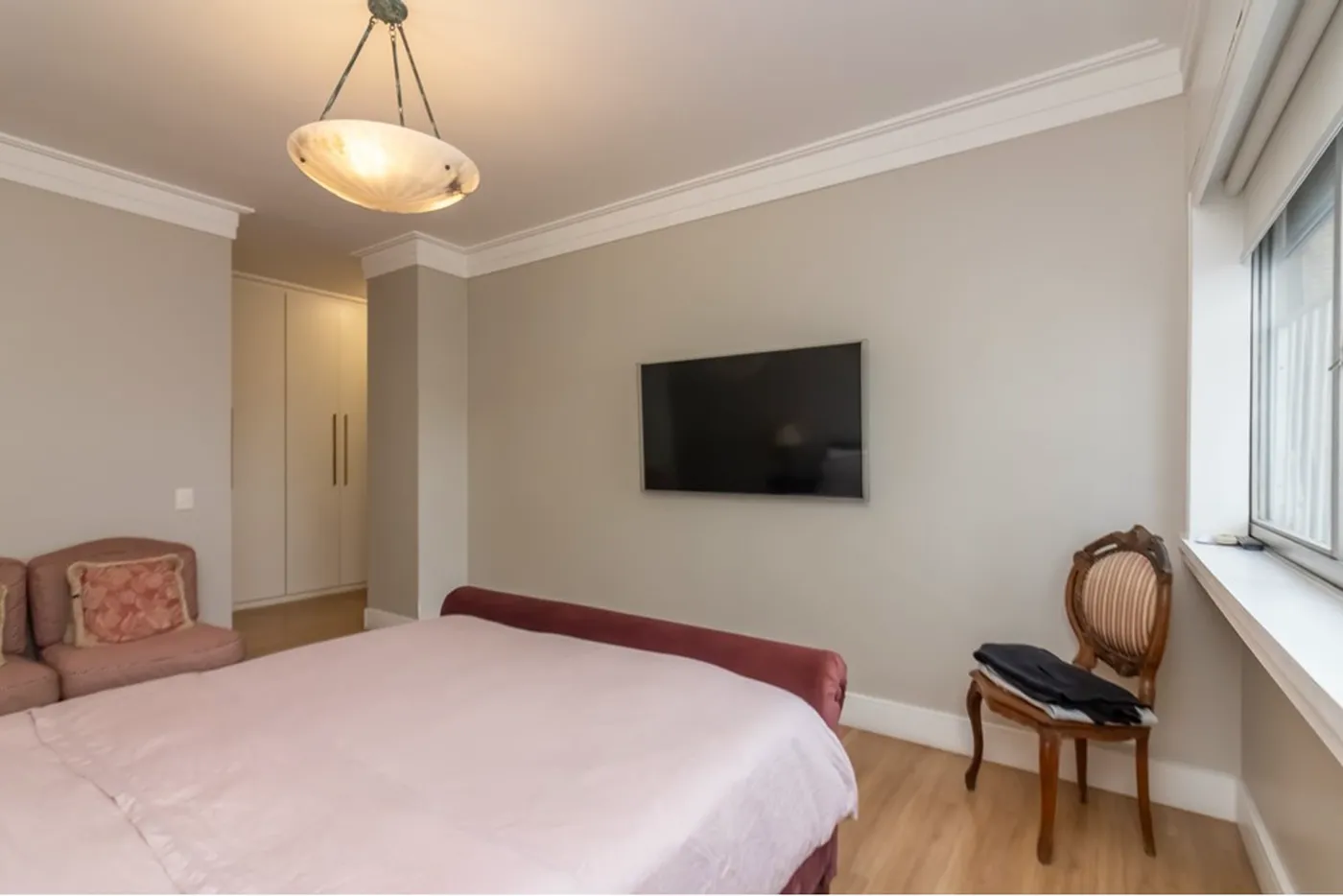 HBDI 788 Apto 601081048-29 - REMAX Lepex Exclusividades