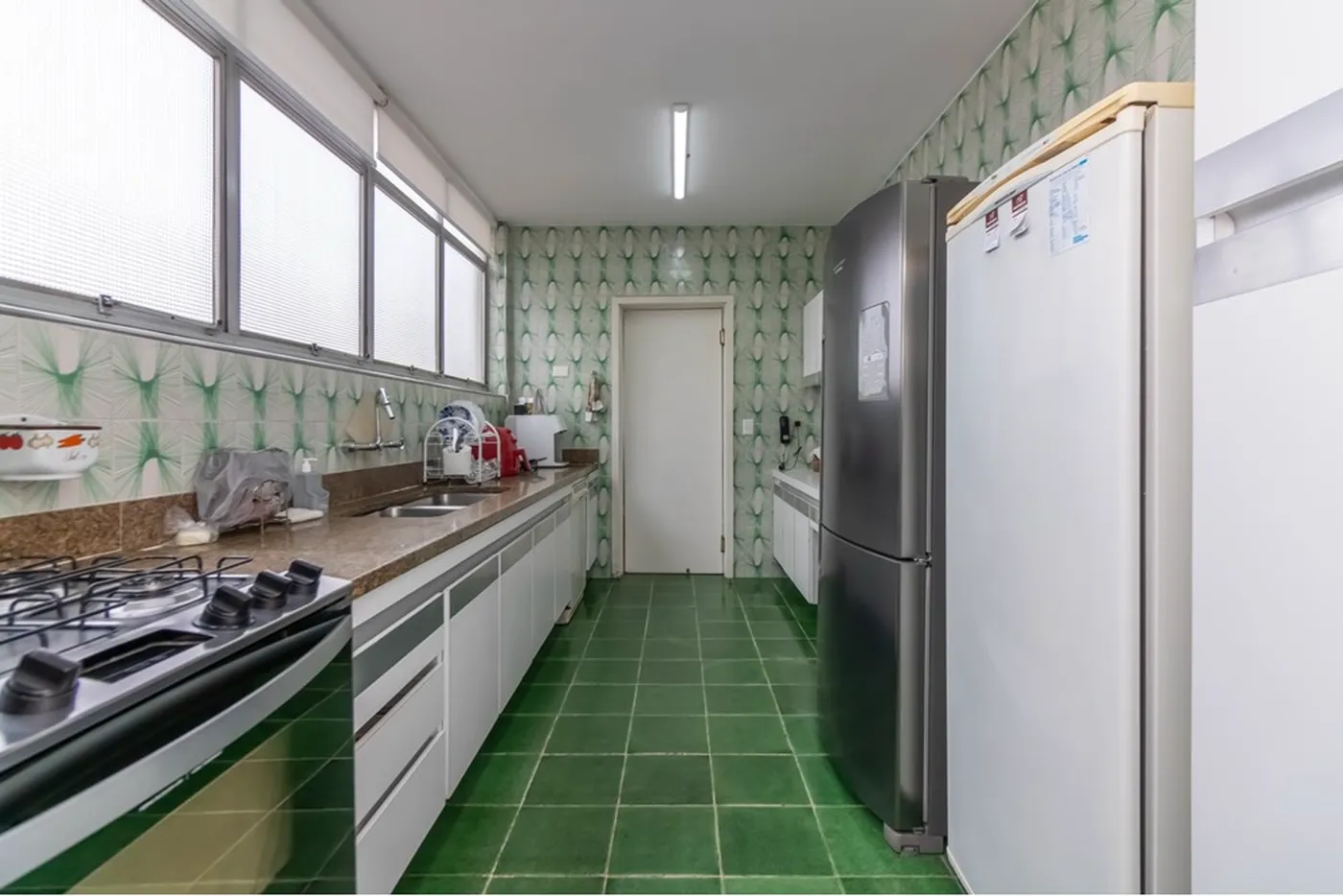 HBDI 788 Apto 601081048-29 - REMAX Lepex Exclusividades
