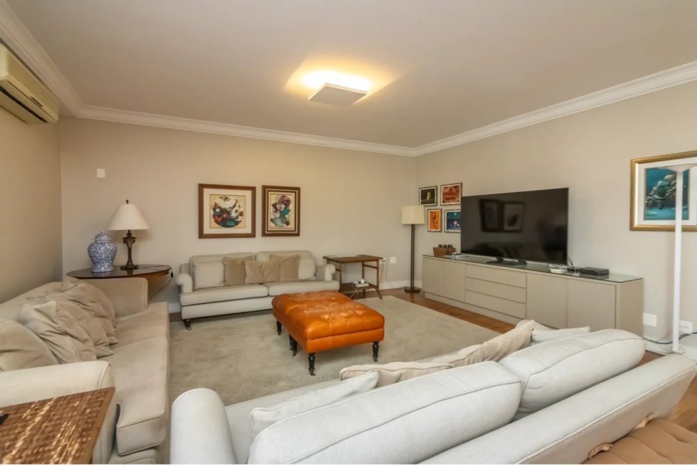 HBDI 788 Apto 601081048-29 - REMAX Lepex Exclusividades