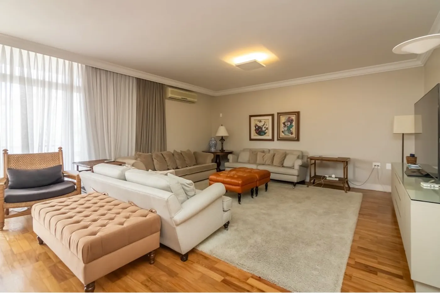 HBDI 788 Apto 601081048-29 - REMAX Lepex Exclusividades